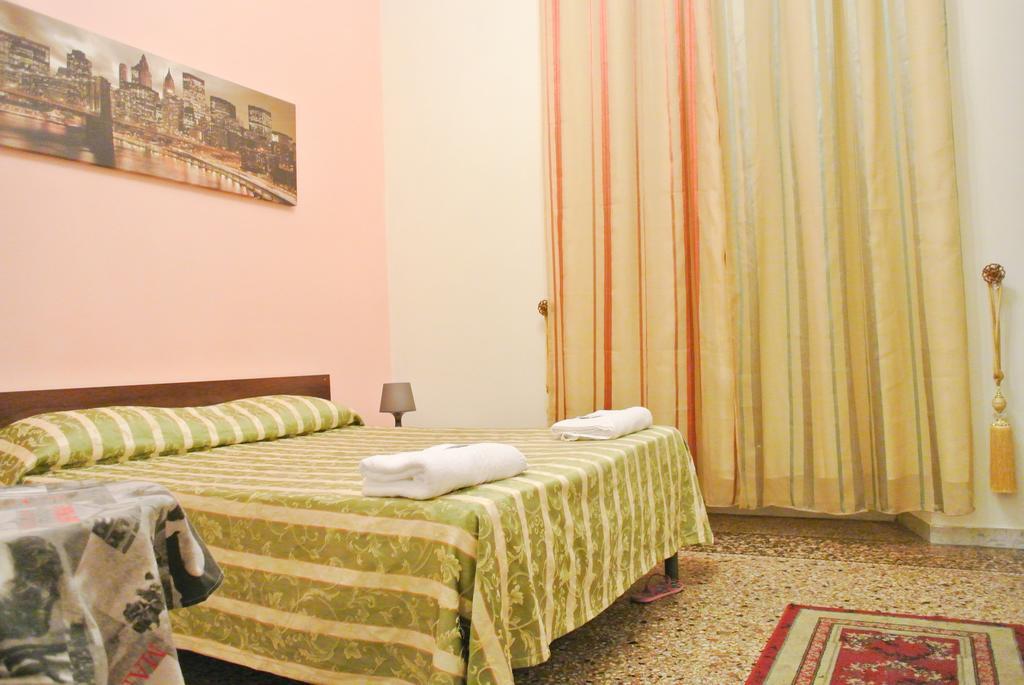 Guest House Hellokitty โรม ภายนอก รูปภาพ