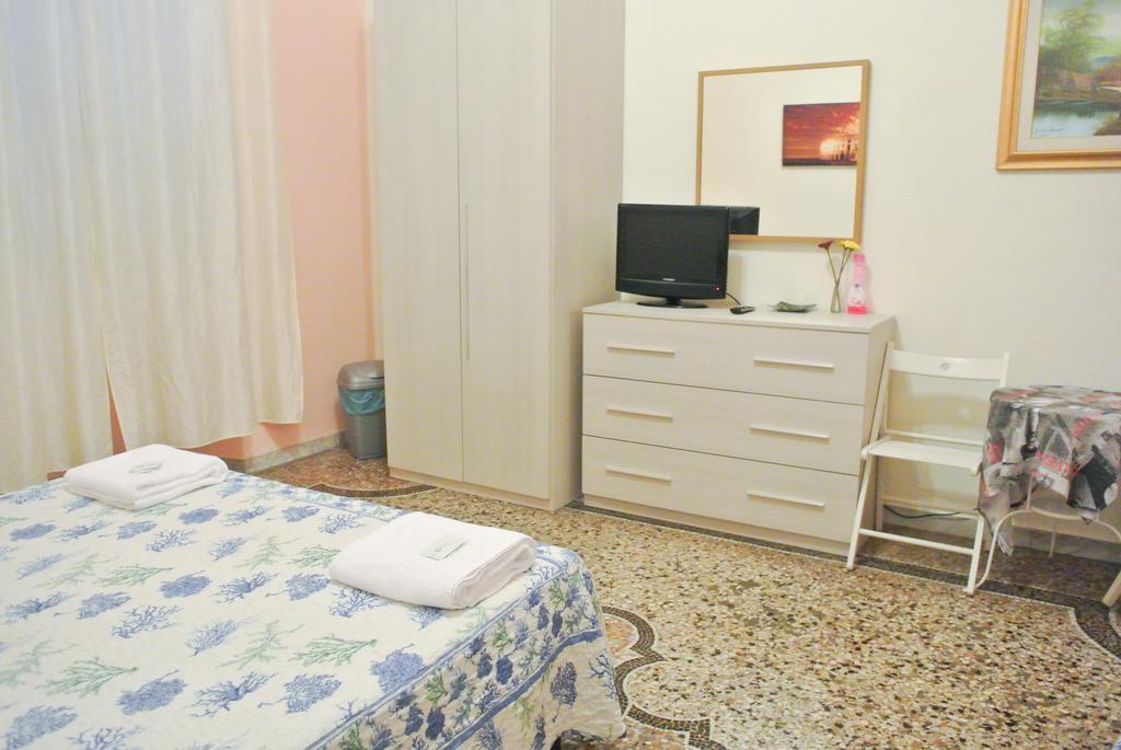 Guest House Hellokitty โรม ภายนอก รูปภาพ